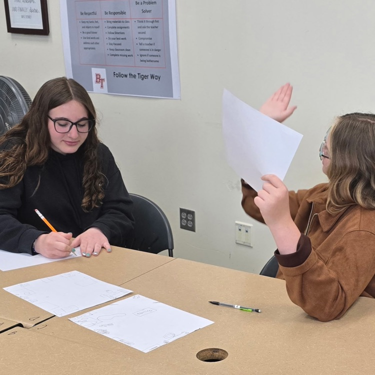 Communication plays an important role in most careers. 7th graders in Career Exploration practiced this soft skill by describing their bedrooms to a classmate who tried to draw it correctly. 