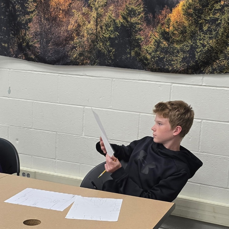 Communication plays an important role in most careers. 7th graders in Career Exploration practiced this soft skill by describing their bedrooms to a classmate who tried to draw it correctly. 