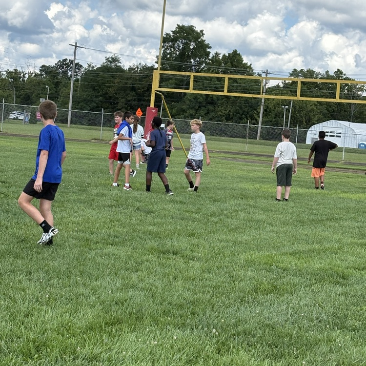 Sixth grade students enjoying reward time 