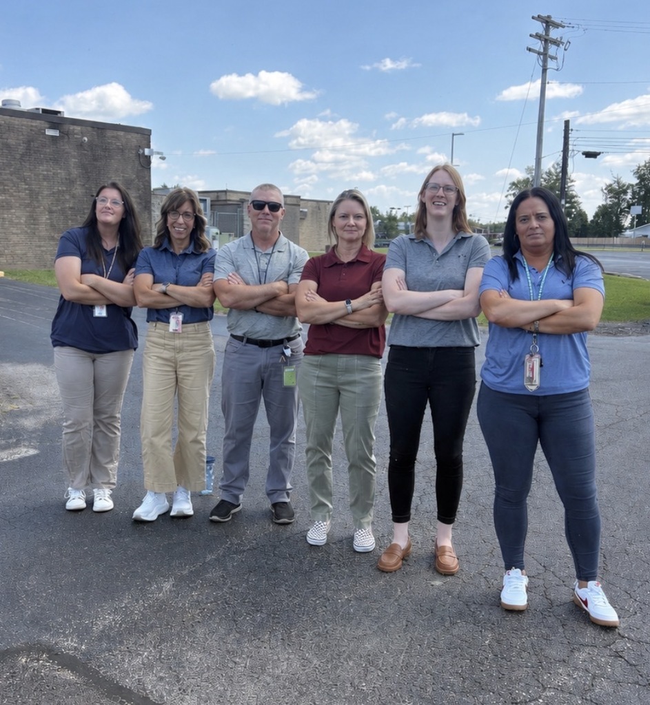 Last week, our teachers celebrated Mr. Jandes’ birthday the best way they knew how—by showing up Mr. Jandes-style! 😂👕👖 Nothing says happy birthday like a little staff coordination! 🎉🥳