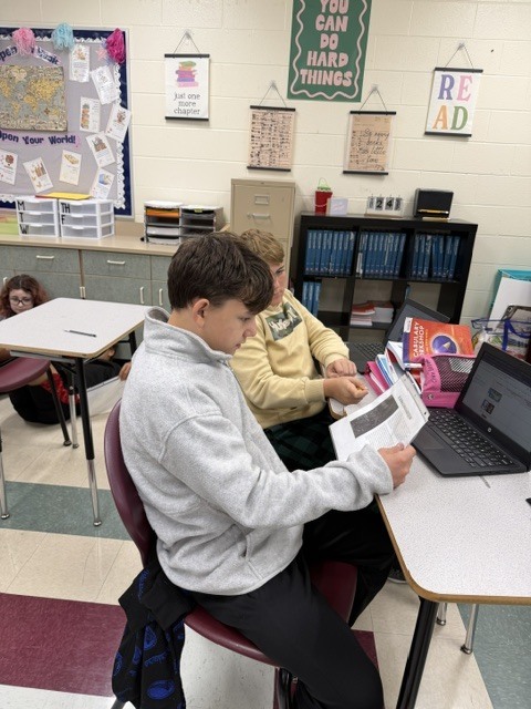 🏛️ Historians at Work! 🔎 7th grade Social Studies students worked together during an Alexander the Great Gallery Walk, exploring sources, analyzing important events, and learning through collaboration.
