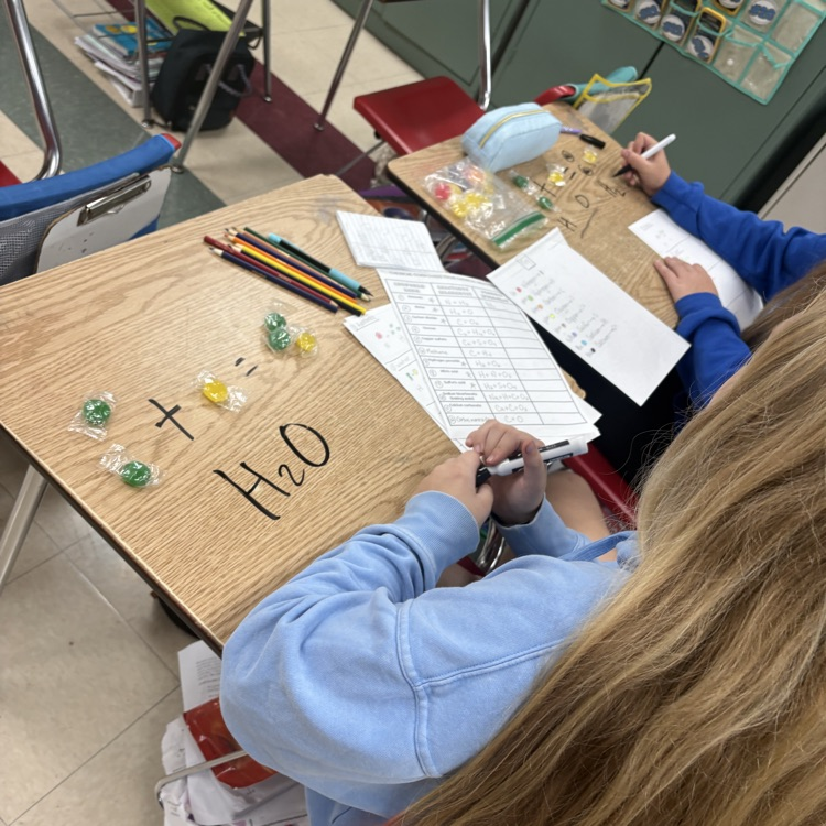 7th graders explored chemical reactions by drawing reactants and products, then modeling how atoms rearrange to form new substances using candy! 🍬🧪
