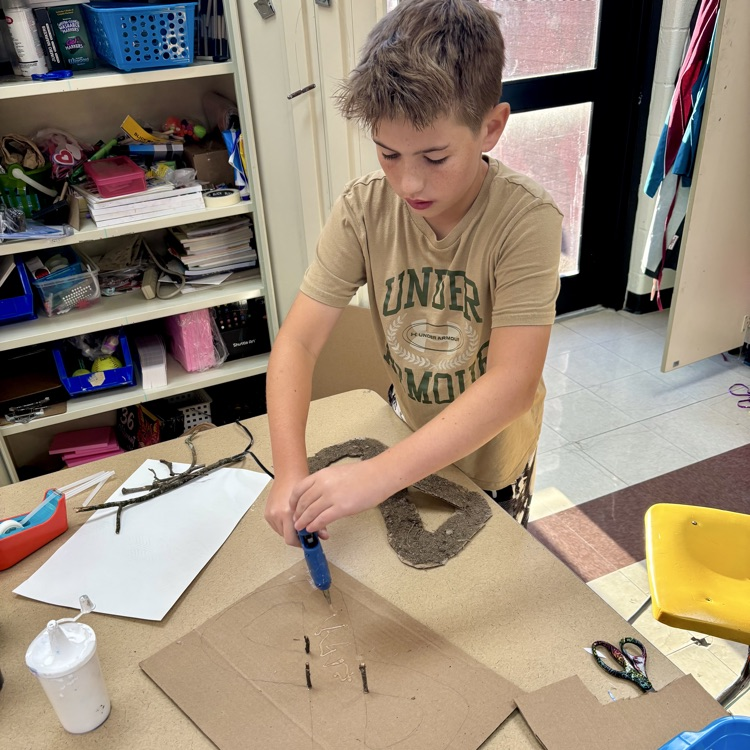 7th grade Art students began their Acorn People Scenes…they are loving this project!