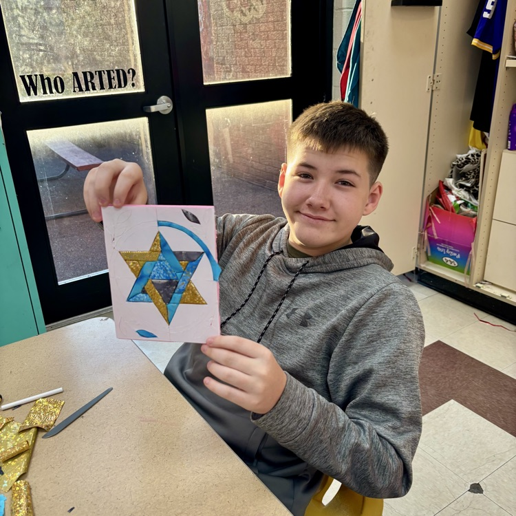 8th grade Art students began their Kinusaiga Art this week. I am truly blown away by their progress!