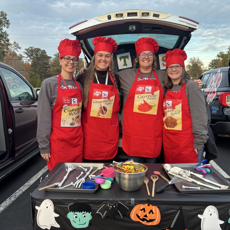Thanks to EVERYONE who came to support this year’s BTMS Student Council Trunk or Treat!! The turnout was AMAZING! 🎃