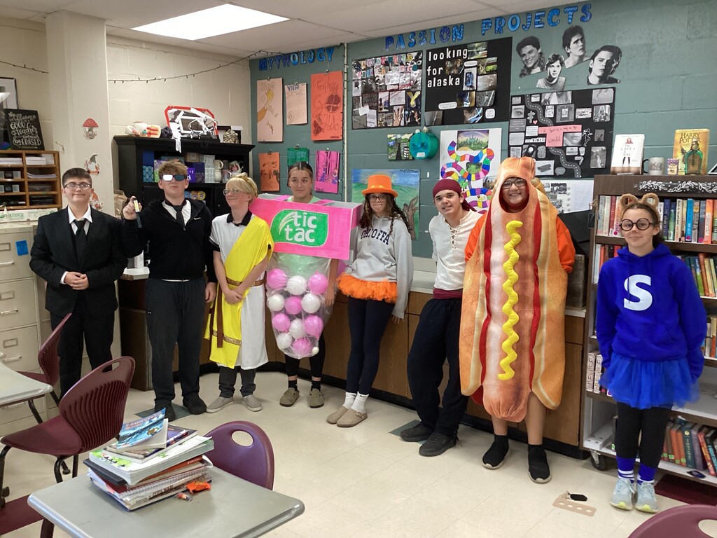 The 8th grade Halloween Hype! Our 8th graders are all dressed up for Halloween!
