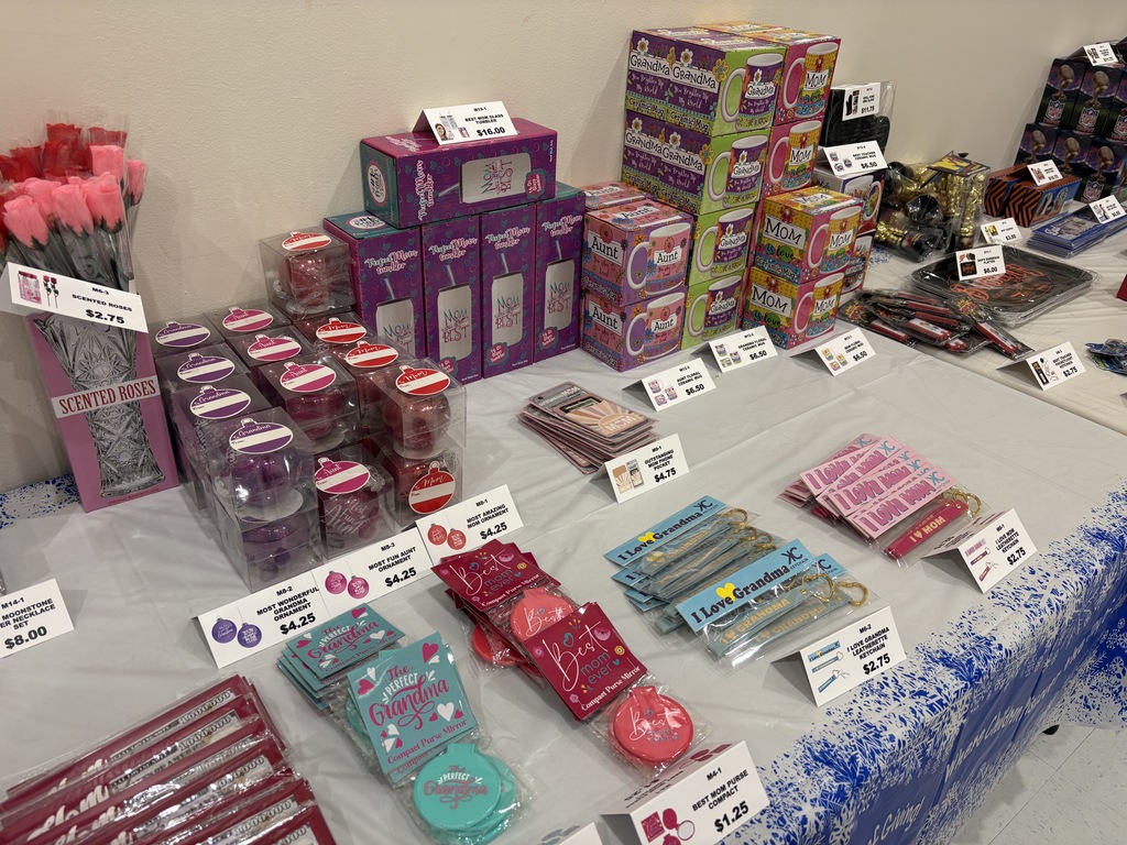 Santa's Cottage Items