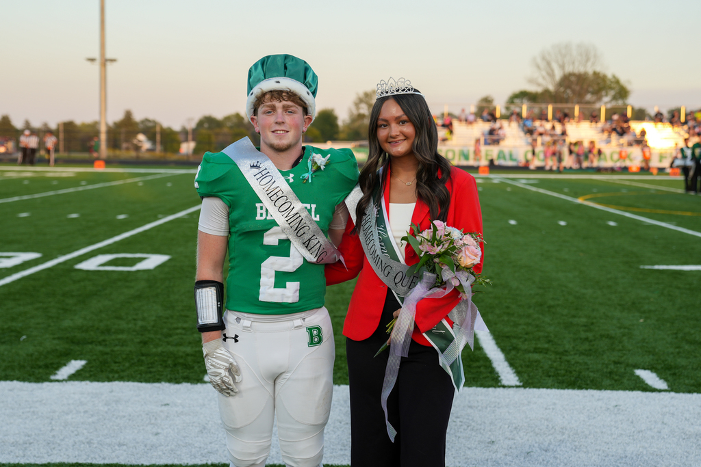 2025 Homecoming King Landen Cornwell and Queen Isabella Halleg