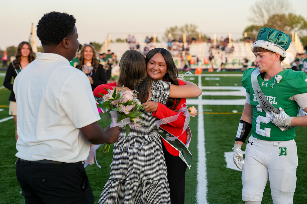 Isabella Halleg wins 2025 Homecoming Queen