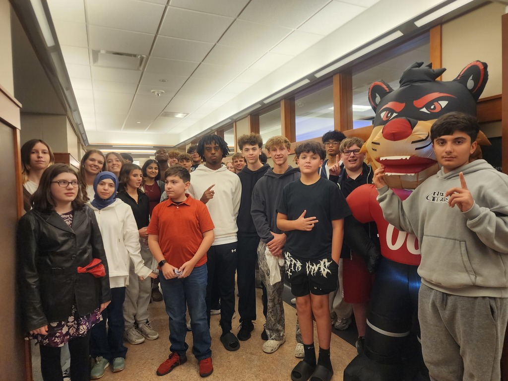 Ms. Ayers' class at UC