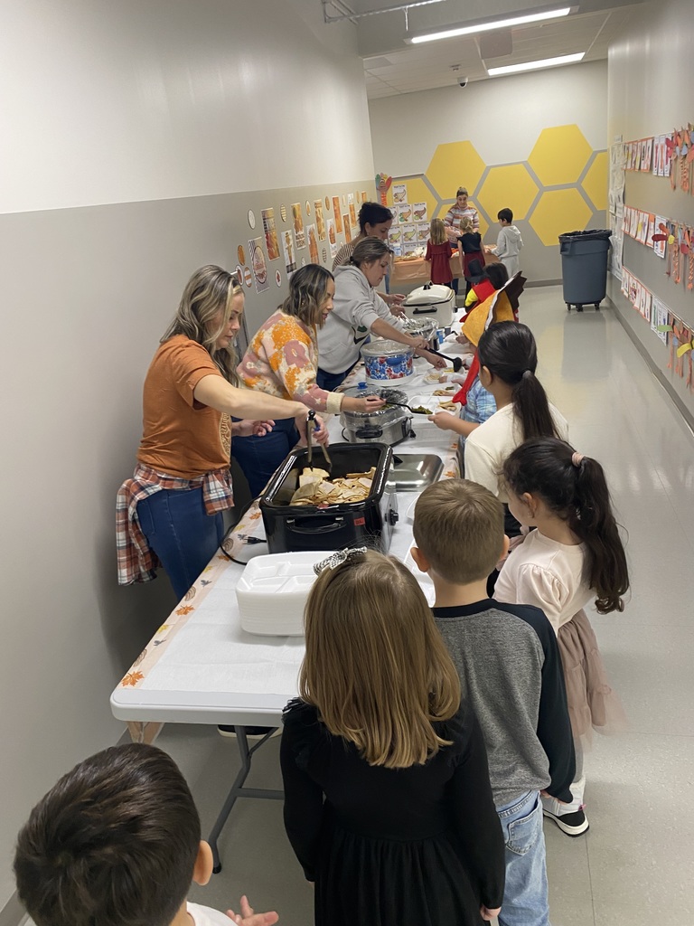1st Grade Thanksgiving Feast