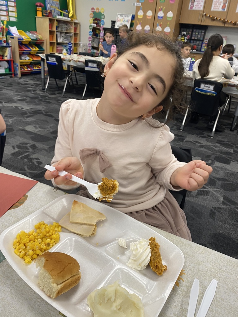1st Grade Thanksgiving Feast