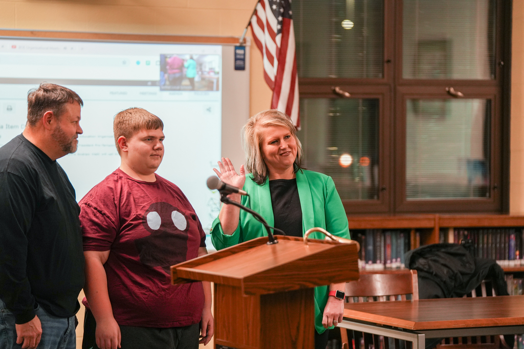 Board of Education Members taking Oath of Office