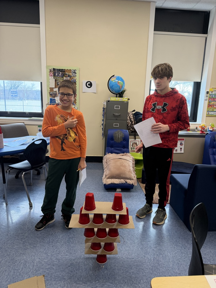 students with their valentines stem project