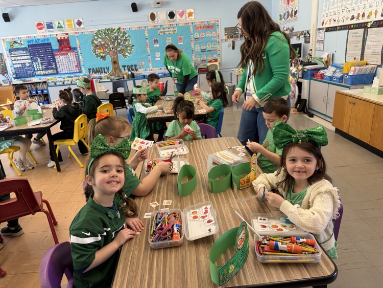 Learning me gusta and me gustan in FLES.