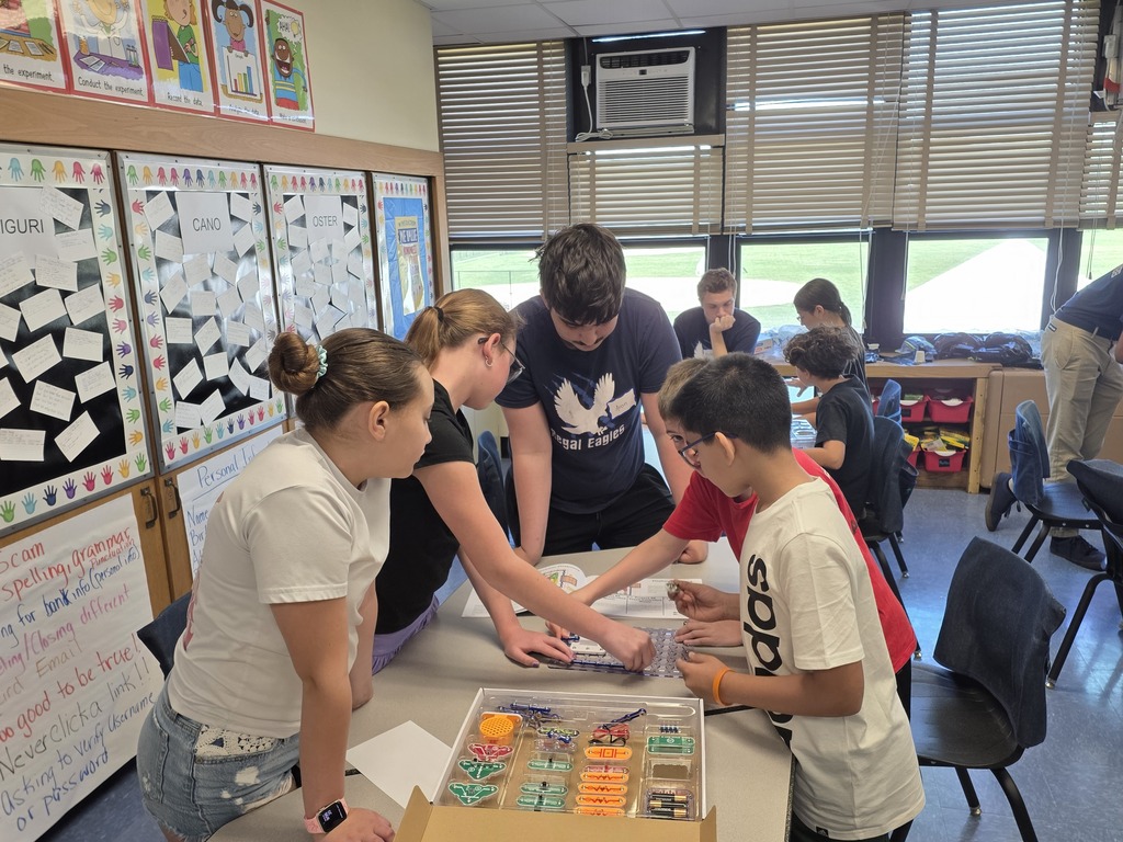 Regal Eagles Visit Kramer Lane for the Engineers Helping Engineers Program