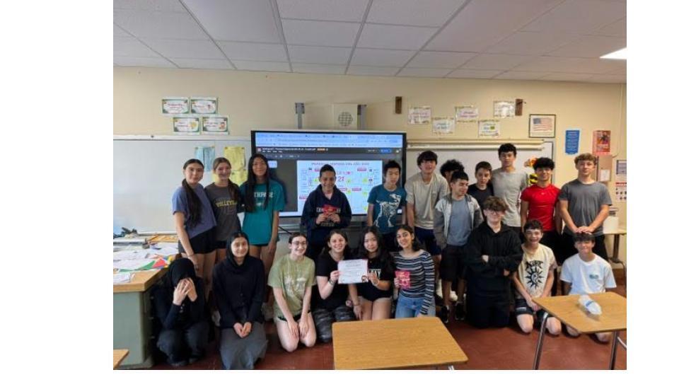 Picture of 8th grade Spanish class