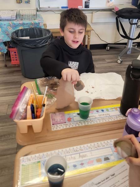 Students in Ms. Cataldi and Mrs. Lemaire's second grade class at Central Boulevard School 