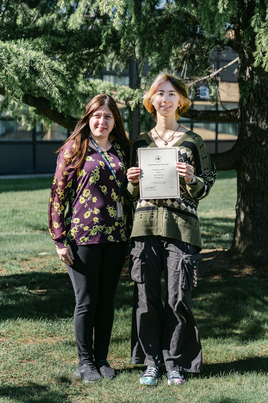 Congratulations to senior Jessica Wojnicki, who has earned a first-place award from the New York State Science Honor Society, along with an accompanying scholarship.