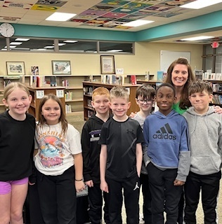 Sarah Honn with students