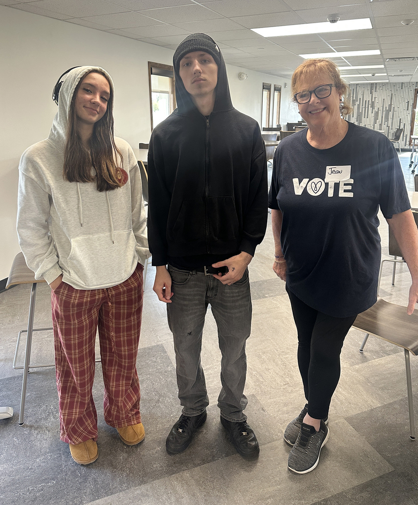 Voter Registration at Edison Academy