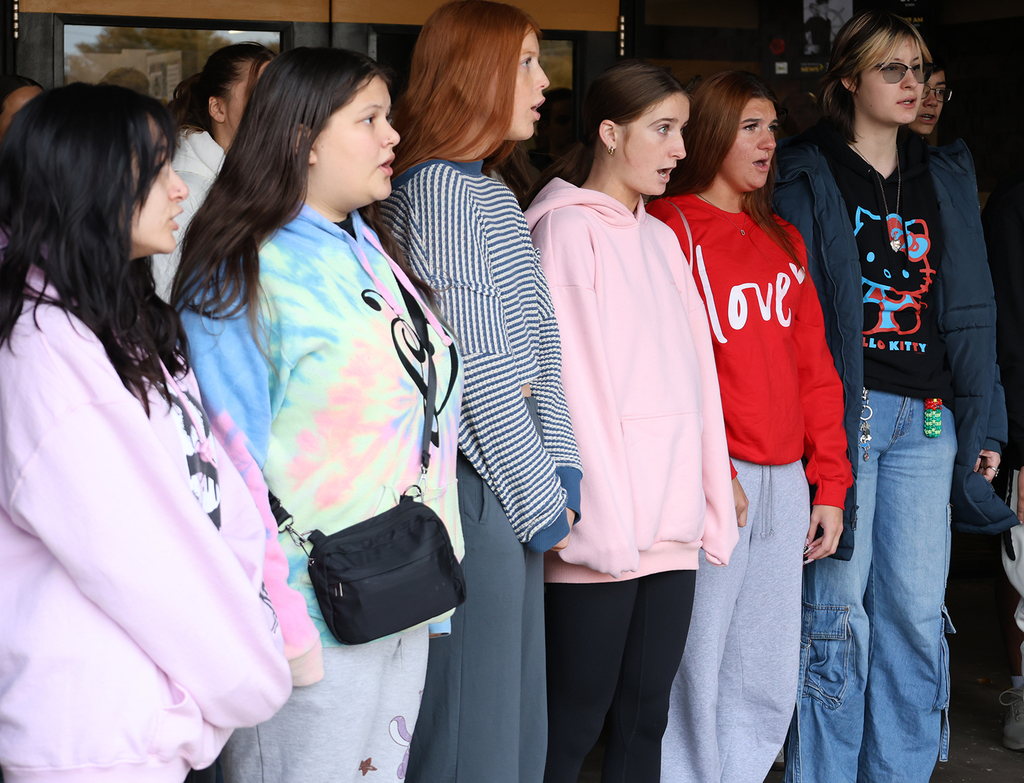 Choir at HS Veterans Day Ceremony