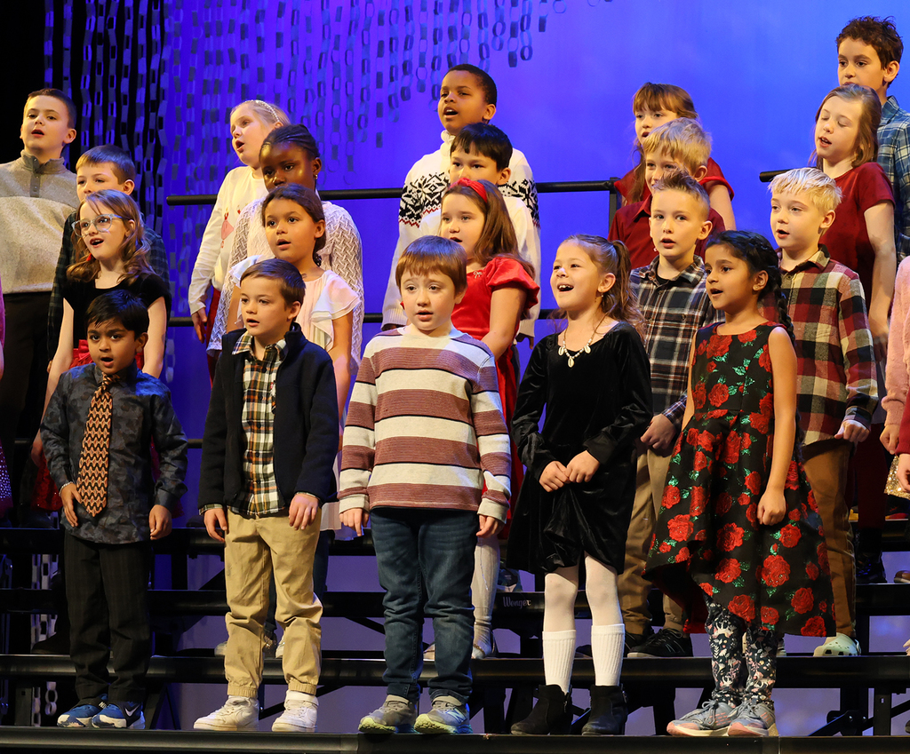 Students performing at the HH winter sing
