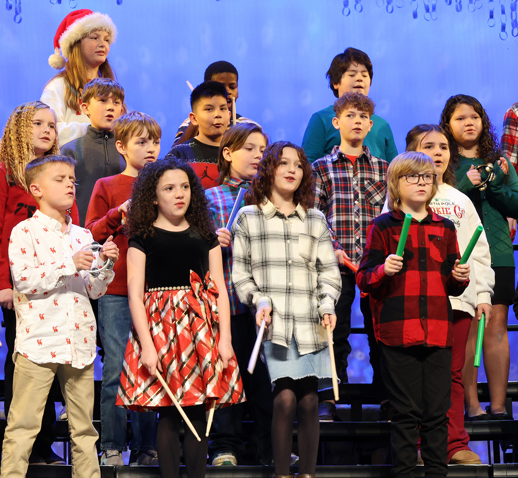 Students performing at the HH winter sing