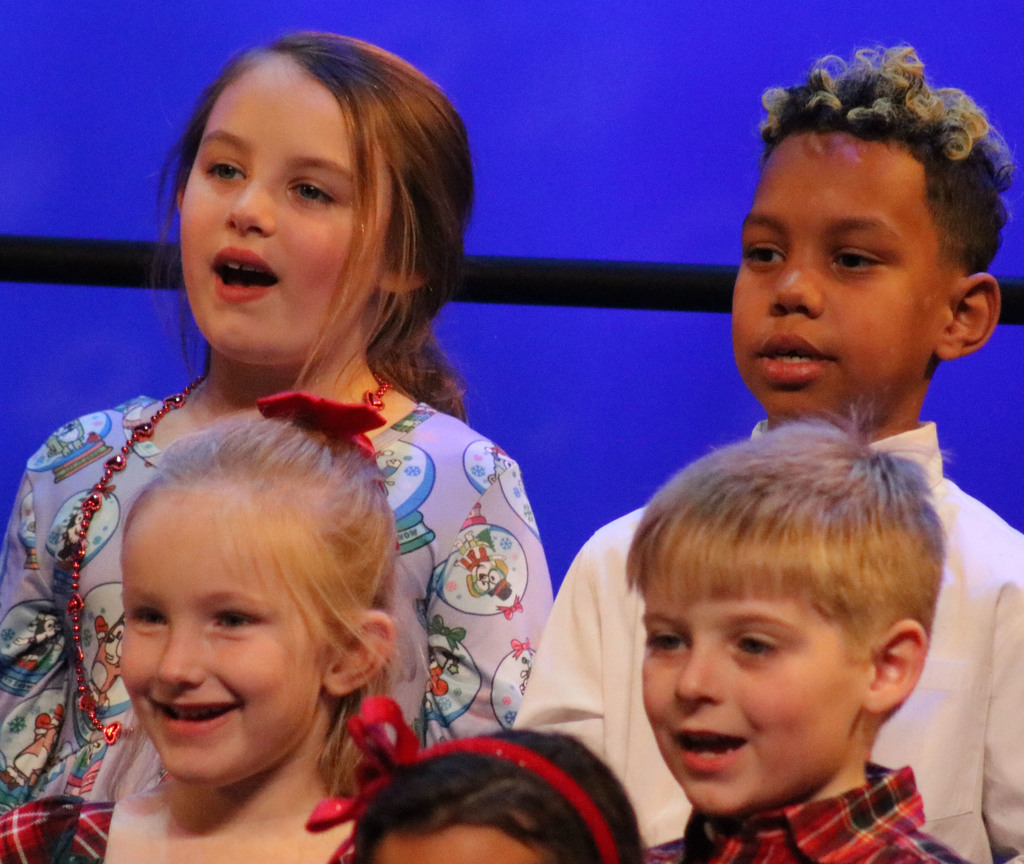 Grant Wood students singing