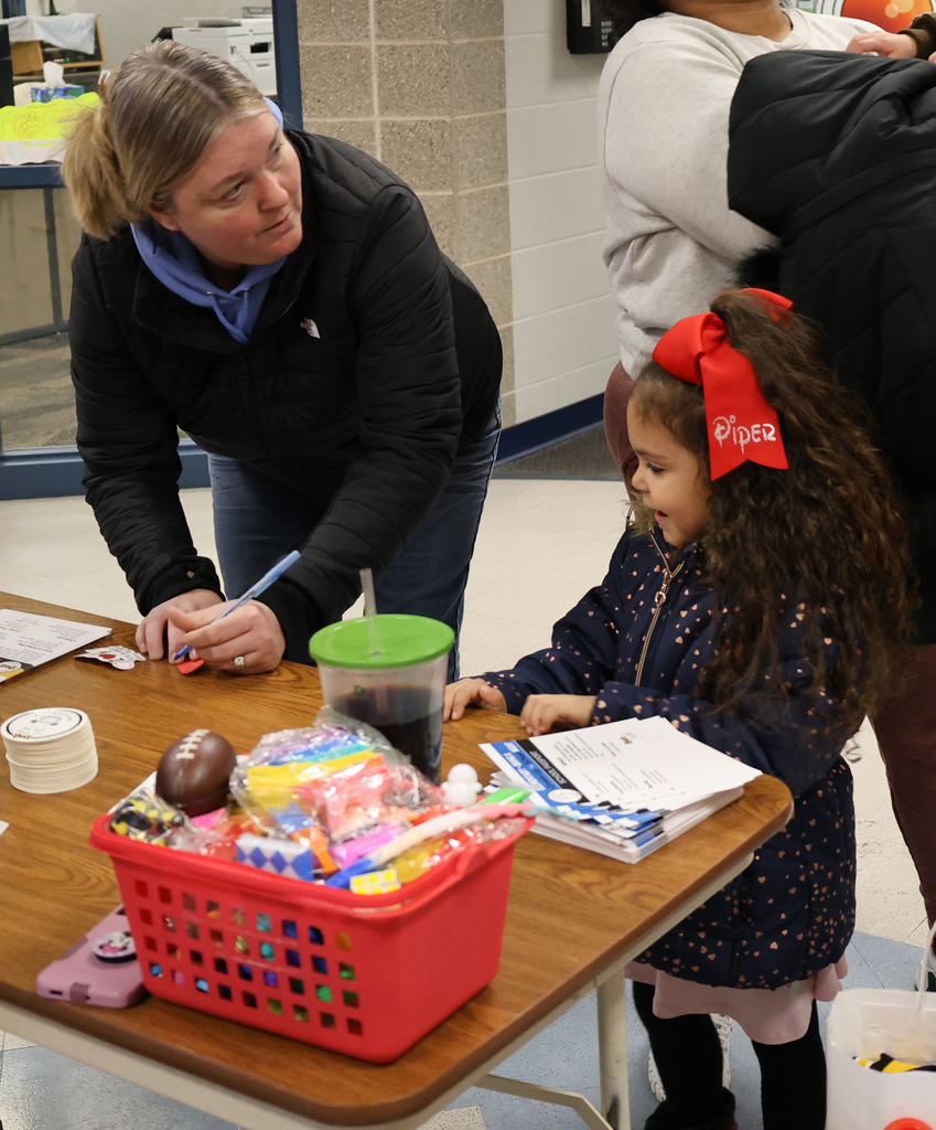 NA - Bring a Gown-Up to School Night