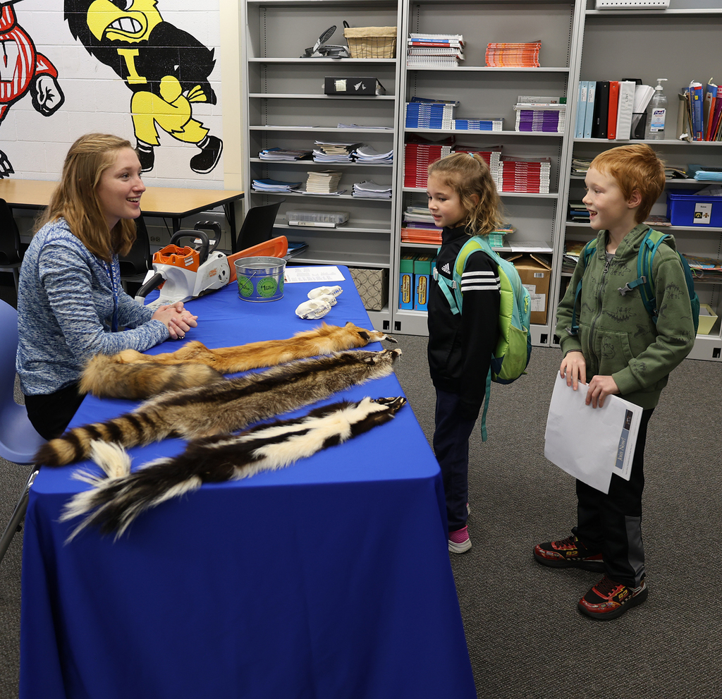 Bett STEAM Expo - Kirkwood Community College Iowa's animals and careers
