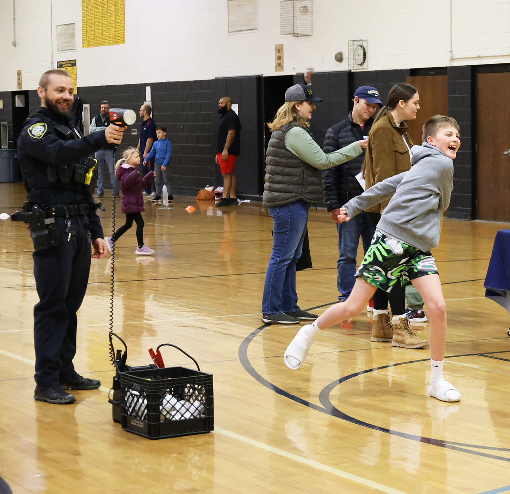 Bett STEAM Expo - Police measuring speed