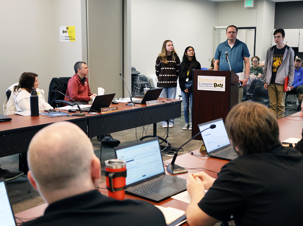 Speech & Debate Highlight