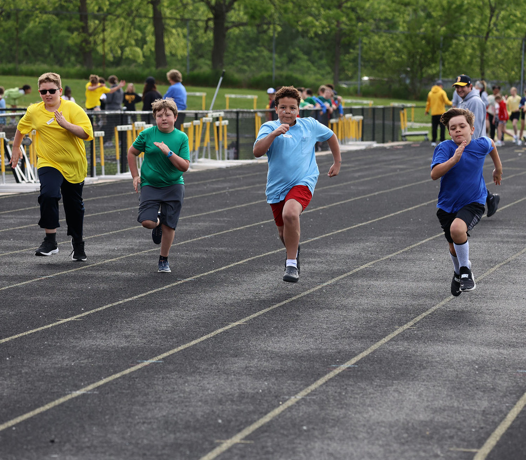 Boys running a race
