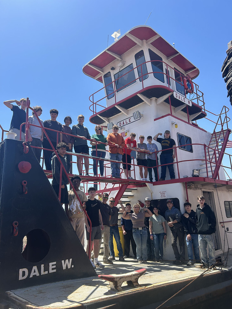 Students on the decks of the Dale W.
