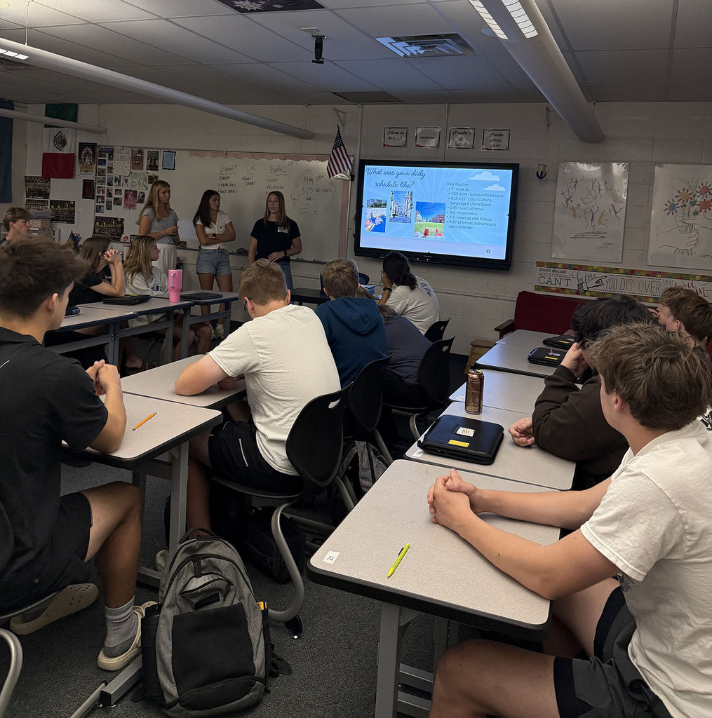 Alumni sharing their adventures and advice with students