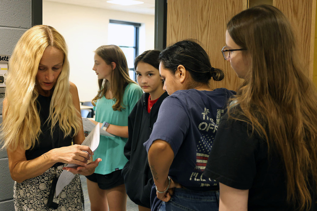 Melissa Harthorn  greeting students