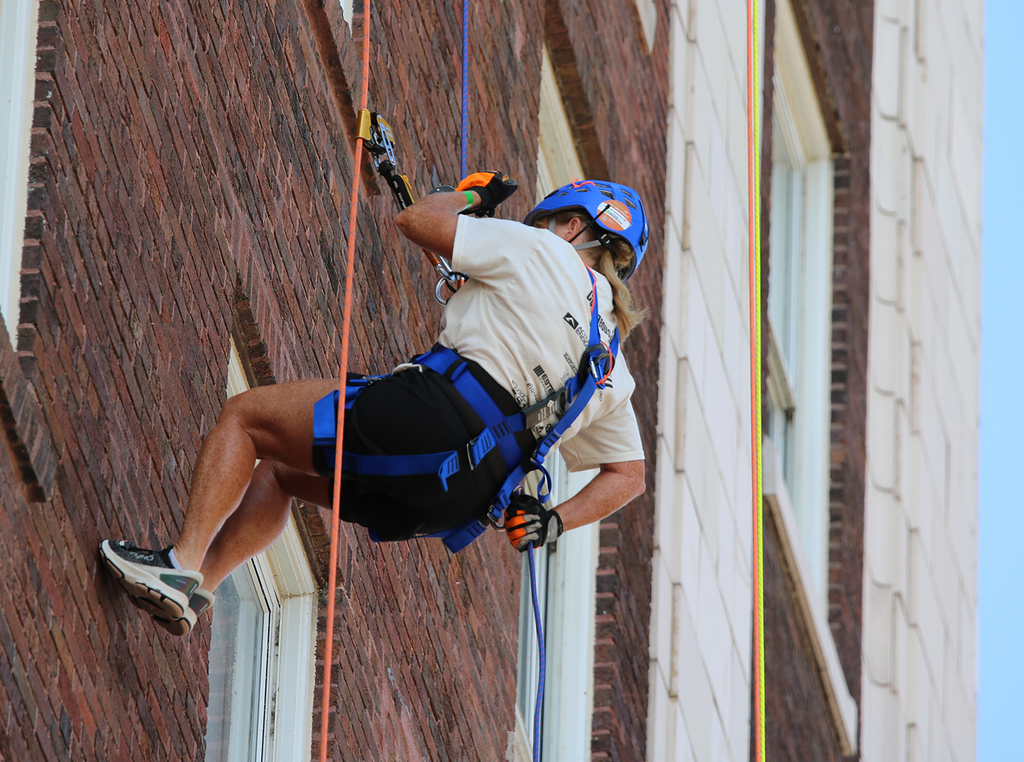 Dr. Morse repelling