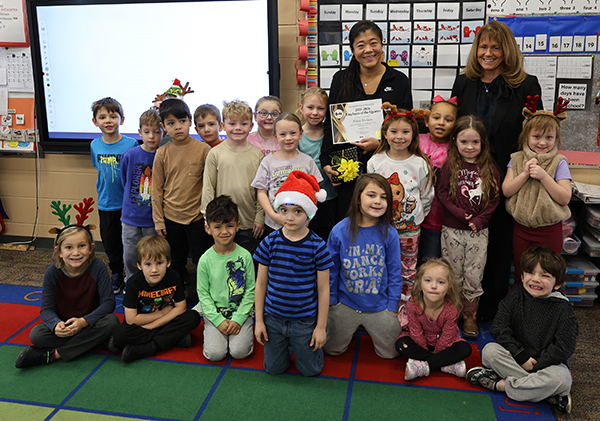 Abbey Dickens with Dr. Morse and her students