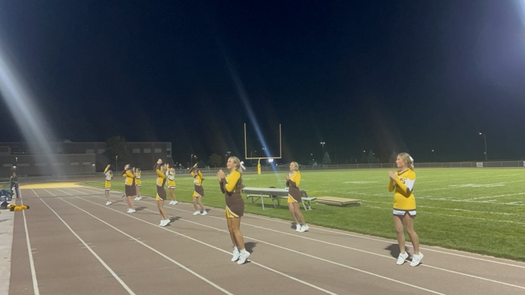 RMMHS cheer