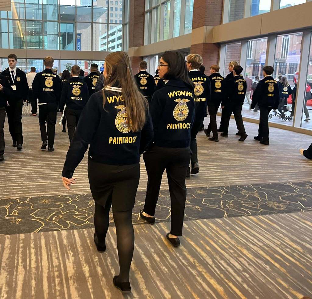 574334555_1309684607624452_2770736593379189502_n