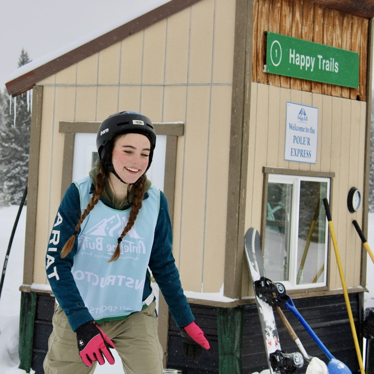 Alexis mastering the obstacle course