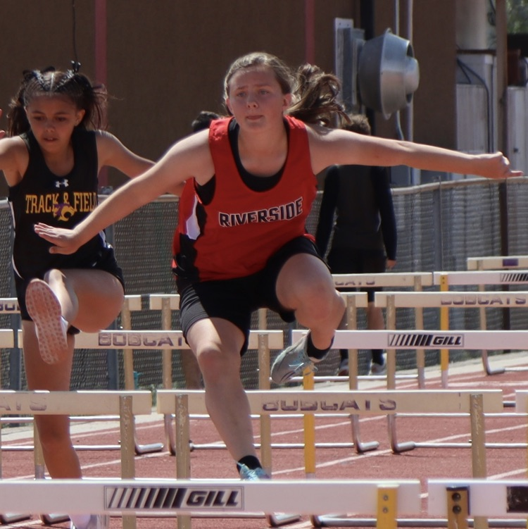 Kelsey winning her heat. 