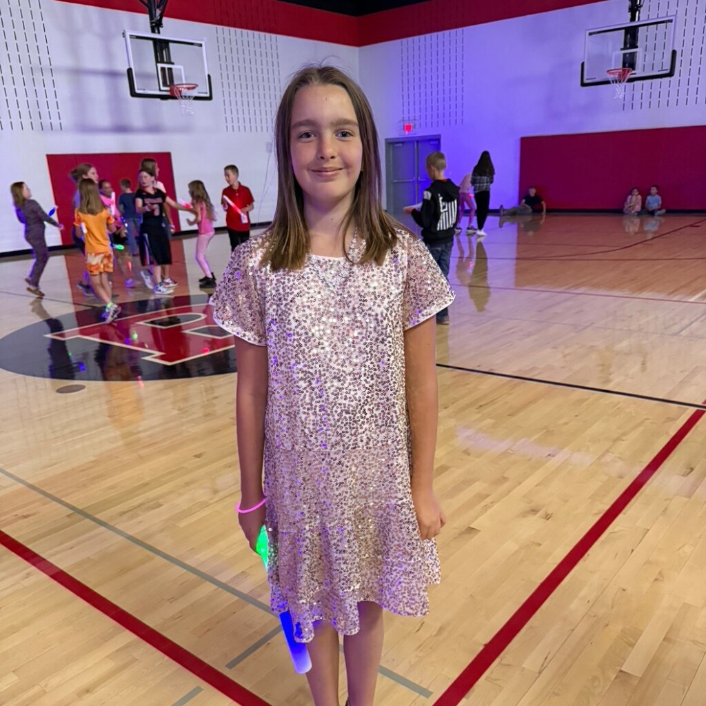 dress up