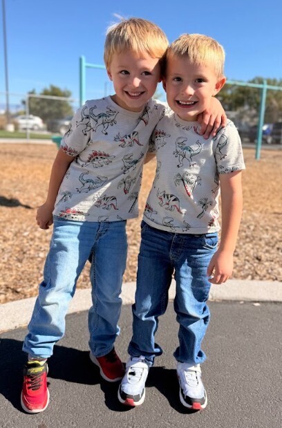 dino twins