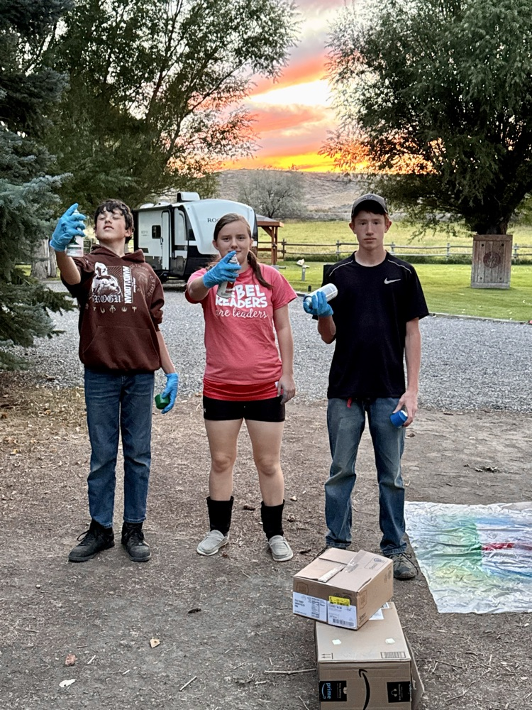 The float building trio  