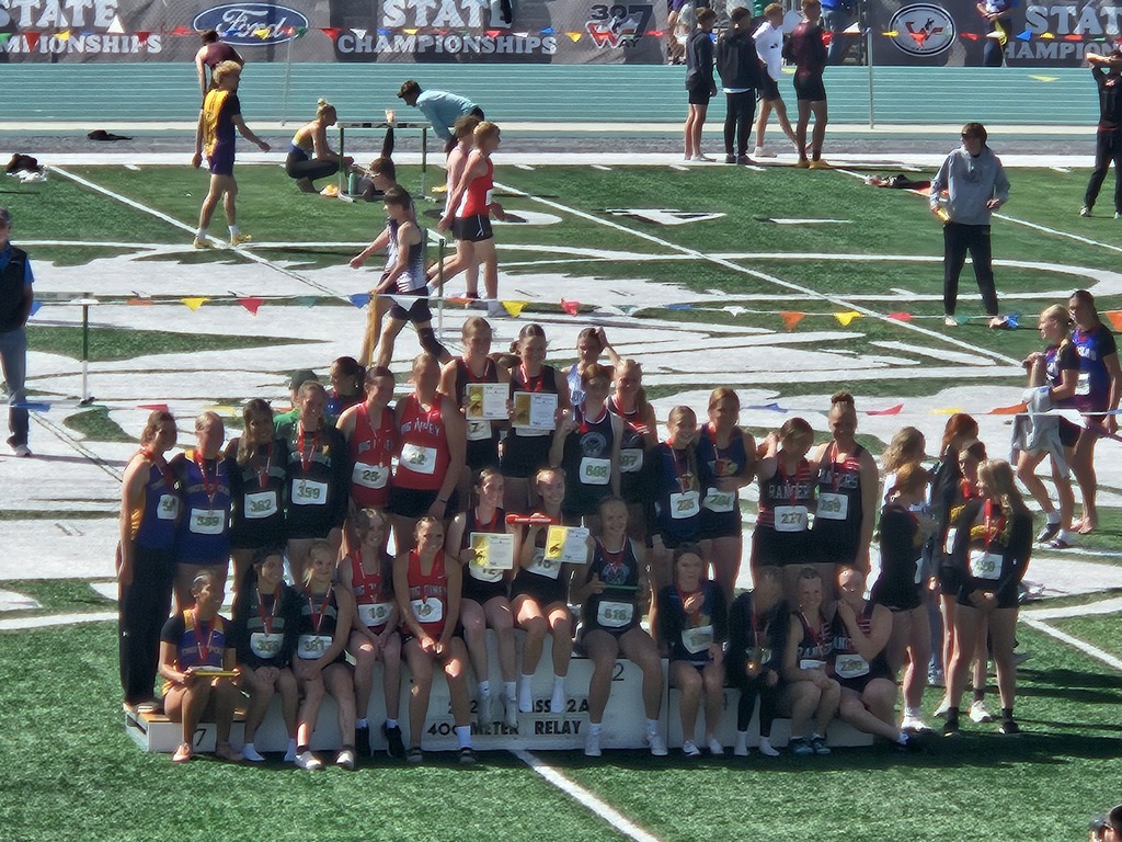 4x100 Girls