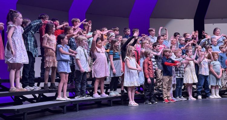 students singing