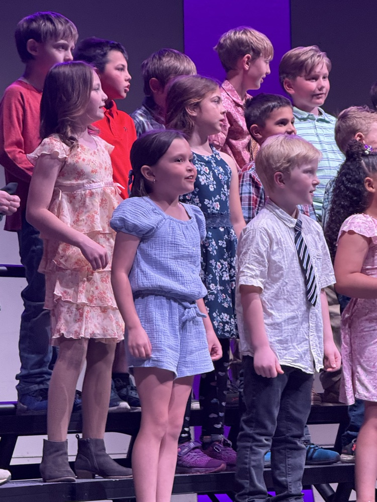 students singing