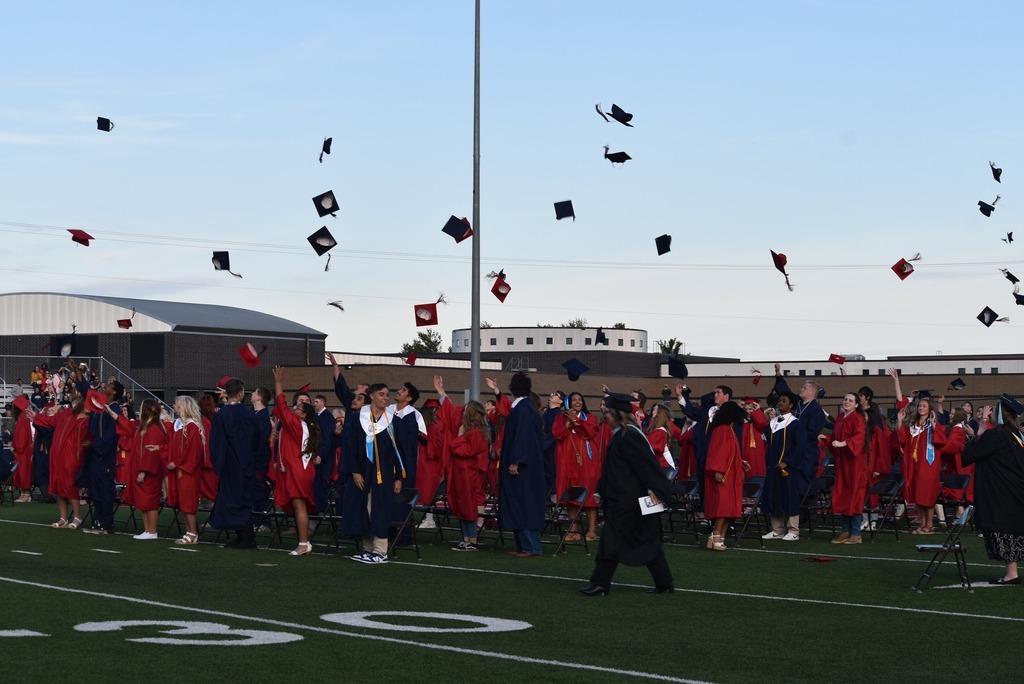 BR Grads tossing their caps
